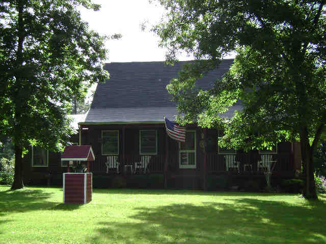 Building photograph for 108 WOODLAND RD